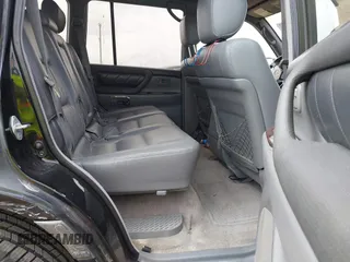 2001 Toyota Land Cruiser z VIN JTEHT05J812001099, wystawiony jako IAAI lot #42057630 z przebiegiem Nie podano mil oraz . Historia ofert i sprzedaży dostępna na DreamBid. Obrazek 8.