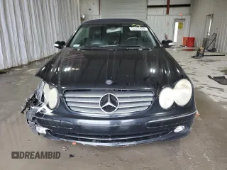 2005 Mercedes-Benz CLK 3.2L with VIN WDBTK65GX5T053146, listed as a Copart auction lot 53357484 with 113,440 mi miles and Salvage Title. Bid and sale history available at carsss.com. Image 5.