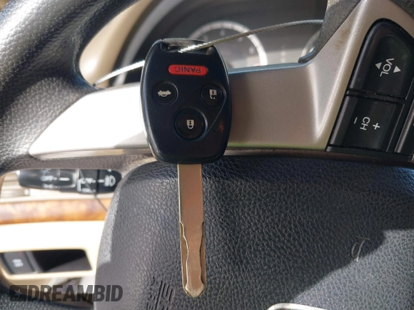 2008 Honda Accord EX with VIN 1HGCP36778A083139, listed as a IAAI auction lot 41709197 with 203,891 mi miles and . Bid and sale history available at DreamBid. Image 11.
