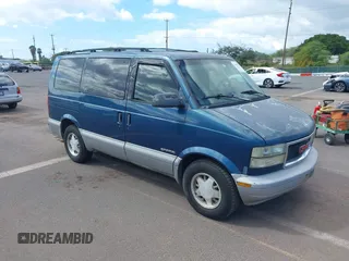 2000 GMC Safari Passenger with VIN 1GKDM19W3YB516456, listed as a IAAI auction lot 41653733 with 168,265 mi miles. Bid and sale history available at carsss.com. Image 1.
