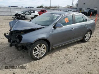 2007 Volkswagen Jetta Wolfsburg Edition с VIN 3VWEF71K87M148527, выставлен на аукционе Copart как лот 54826925 с пробегом 155 048 миль миль и На запчасти • Non repairable. История ставок и продаж доступна на DreamBid. Изображение 1.
