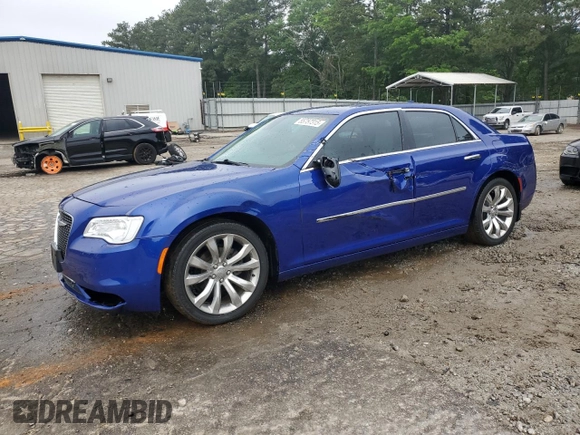 2019 Chrysler 300 Limited z VIN 2C3CCAEG4KH528739, wystawiony jako Copart lot #55757315 z przebiegiem 84 330 mil mil oraz Szkoda całkowita • Salvage title. Historia ofert i sprzedaży dostępna na DreamBid. Obrazek 1.