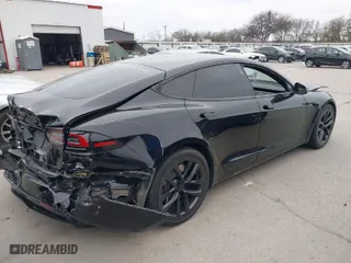 2022 Tesla Model S with VIN 5YJSA1E50NF483255, listed as a IAAI auction lot 41383238 with 19,017 mi miles. Bid and sale history available at carsss.com. Image 4.
