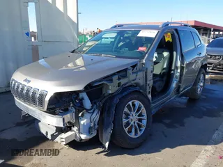 2020 Jeep Cherokee Latitude Plus with VIN 1C4PJLLB5LD521965, listed as a IAAI auction lot 41232028 with 77,729 mi miles. Bid and sale history available at carsss.com. Image 18.