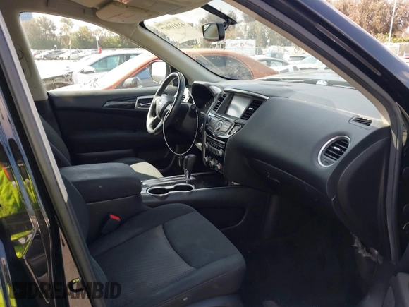2017 Nissan Pathfinder SL with VIN 5N1DR2MN2HC635509, listed as a IAAI auction lot 41910907 with 83,459 mi miles and . Bid and sale history available at DreamBid. Image 5.