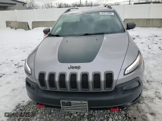 2018 Jeep Cherokee Trailhawk with VIN 1C4PJMBB4JD505406, listed as a Copart auction lot 42974585 with 82,782 mi miles and Salvage Title. Bid and sale history available at carsss.com. Image 11.