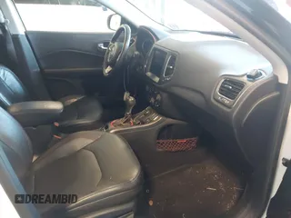 2017 Jeep Compass Trailhawk с VIN 3C4NJDDB0HT611263, выставлен на аукционе IAAI как лот 42547466 с пробегом 136 225 миль миль и . История ставок и продаж доступна на DreamBid. Изображение 5.