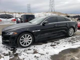 2019 Jaguar XJ with VIN SAJWJ1CD7K8W19566, listed as a Copart auction lot 43150345 with 29,020 mi miles and Salvage Title. Bid and sale history available at carsss.com. Image 1.