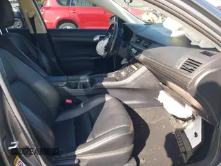 2014 Lexus CT 200h с VIN JTHKD5BH7E2207072, выставлен на аукционе IAAI как лот 42385156 с пробегом 151 551 миль миль и . История ставок и продаж доступна на DreamBid. Изображение 5.