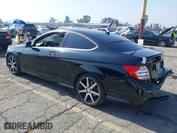 2015 Mercedes-Benz C 250 with VIN WDDGJ4HB7FG390528, listed as a IAAI auction lot 42608653 with 126,314 mi miles and . Bid and sale history available at DreamBid. Image 3.