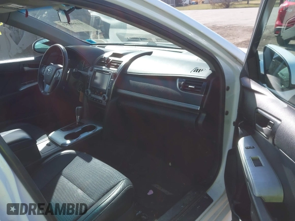 2014 Toyota Camry L with VIN 4T1BF1FK2EU457927, listed as a IAAI auction lot 41896163 with 99,612 mi miles. Bid and sale history available at carsss.com. Image 5.