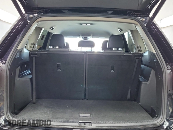 2024 Volkswagen Atlas SE with VIN 1V2HR2CA7RC565297, listed as a IAAI auction lot 42844488 with 24,398 mi miles and . Bid and sale history available at DreamBid. Image 17.