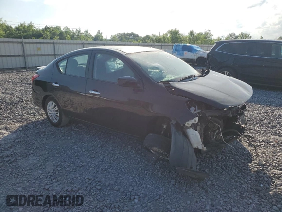 2016 Nissan Versa S z VIN 3N1CN7AP1GL850741, wystawiony jako Copart lot #54945295 z przebiegiem 117 217 mil mil oraz Szkoda całkowita • Salvage title. Historia ofert i sprzedaży dostępna na DreamBid. Obrazek 4.