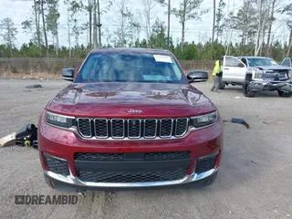 2023 Jeep Grand Cherokee Limited with VIN 1C4RJJBG8P8806751, listed as a IAAI auction lot 41294902 with 37,635 mi miles and . Bid and sale history available at DreamBid. Image 6.