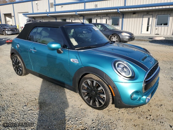 2021 MINI Convertible Cooper S with VIN WMWWJ5C03M3M96087, listed as a Copart auction lot 83090294 with NaN miles and Salvage Title. Bid and sale history available at carsss.com. Image 4.