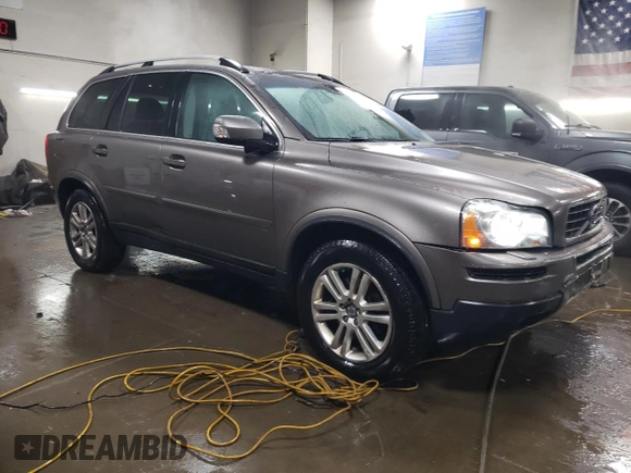 2012 Volvo XC90 with VIN YV4952CZ3C1627415, listed as a Copart auction lot 84728204 with 146,142 mi miles and Salvage Title. Bid and sale history available at carsss.com. Image 4.
