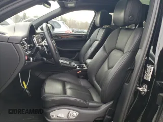 2022 Porsche Macan with VIN WP1AA2A51NLB00488, listed as a Copart auction lot 48550365 with 37,110 mi miles and Salvage Title. Bid and sale history available at carsss.com. Image 7.