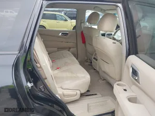 2014 Nissan Pathfinder Platinum with VIN 5N1AR2MM0EC706647, listed as a IAAI auction lot 41718972 with 104,808 mi miles. Bid and sale history available at carsss.com. Image 8.