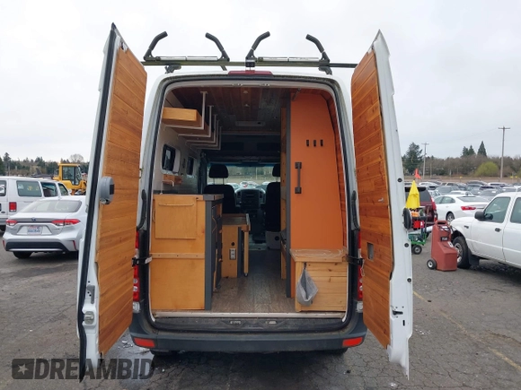 2016 Mercedes-Benz Sprinter Cargo with VIN WD3PE7DD6GP339069, listed as a IAAI auction lot 41837867 with 53,121 mi miles. Bid and sale history available at carsss.com. Image 8.