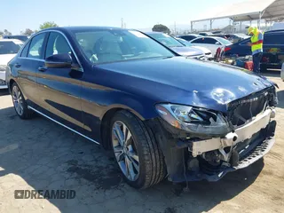 2017 Mercedes-Benz C 300 z VIN 55SWF4JB1HU187647, wystawiony jako IAAI lot #42291187 z przebiegiem 88 122 mil mil oraz . Historia ofert i sprzedaży dostępna na DreamBid. Obrazek 1.