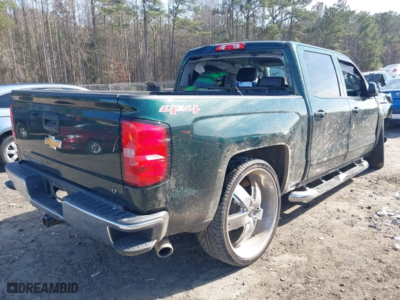 2015 Chevrolet Silverado 1500 LT with VIN 3GCUKRECXFG510895, listed as a IAAI auction lot 41616270 with 113,853 mi miles. Bid and sale history available at carsss.com. Image 4.