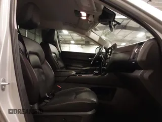 2022 Nissan Pathfinder SL with VIN 5N1DR3CC0NC271821, listed as a IAAI auction lot 42525996 with 62,555 mi miles and . Bid and sale history available at DreamBid. Image 5.