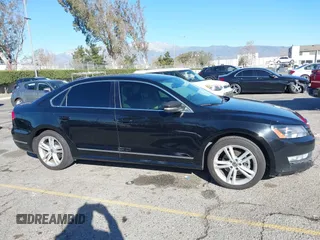 2015 Volkswagen Passat 2.0L TDI SEL Premium with VIN 1VWCV7A31FC053259, listed as a IAAI auction lot 41397357 with 157,842 mi miles. Bid and sale history available at carsss.com. Image 13.
