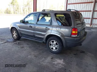 2003 Ford Escape Limited с VIN 1FMCU04183KA03950, выставлен на аукционе IAAI как лот 42143032 с пробегом 198 189 миль миль и . История ставок и продаж доступна на DreamBid. Изображение 3.