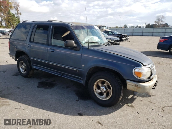 1998 Ford Explorer XLT с VIN 1FMZU32P3WZB05199, выставлен на аукционе Copart как лот 79951194 с пробегом 209 673 миль миль и Списание • Salvage title. История ставок и продаж доступна на DreamBid. Изображение 4.