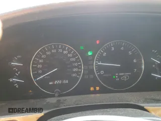 2006 Lexus LX 470 z VIN JTJHT00W264004516, wystawiony jako Copart lot #72607504 z przebiegiem 220 156 mil mil oraz Czysty tytuł • Clean title. Historia ofert i sprzedaży dostępna na DreamBid. Obrazek 9.