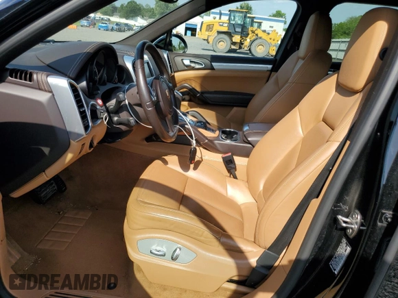 2014 Porsche Cayenne Diesel with VIN WP1AF2A2XELA38256, listed as a Copart auction lot 62299895 with 149,746 mi miles and Salvage title. Bid and sale history available at DreamBid. Image 7.