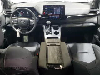 2024 Toyota Sienna LE with VIN 5TDCSKFC1RS139259, listed as a Copart auction lot 77890494 with 892 mi miles and Clean Title. Bid and sale history available at carsss.com. Image 8.