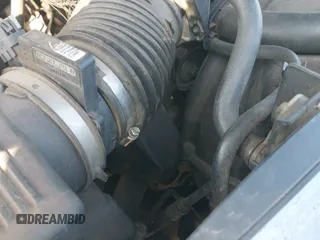 2003 Chevrolet Silverado 1500 LS с VIN 2GCEC19V031129446, выставлен на аукционе IAAI как лот 42781790 с пробегом 313 611 миль миль и . История ставок и продаж доступна на DreamBid. Изображение 12.