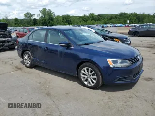 2013 Volkswagen Jetta SE with VIN 3VWDP7AJ3DM421904, listed as a Copart auction lot 63367515 with 98,523 mi miles and Salvage title. Bid and sale history available at DreamBid. Image 4.