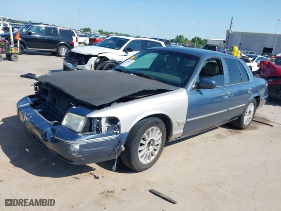 2009 Mercury Grand Marquis LS with VIN 2MEHM75V09X634393, listed as a IAAI auction lot 41993456 with 153,862 mi miles. Bid and sale history available at carsss.com. Image 17.