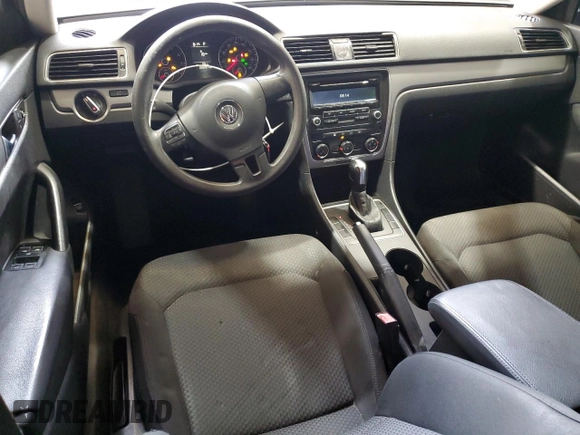 2013 Volkswagen Passat S with VIN 1VWAP7A30DC035351, listed as a Copart auction lot 84110754 with 268,287 mi miles and Salvage title. Bid and sale history available at DreamBid. Image 8.