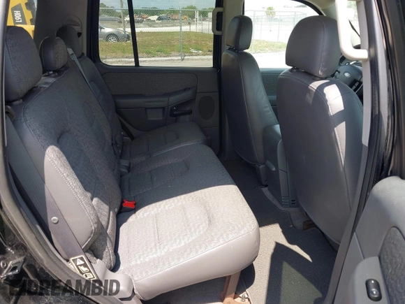 2003 Ford Explorer XLS with VIN 1FMZU62K83UC02297, listed as a IAAI auction lot 42198634 with 139,892 mi miles and . Bid and sale history available at DreamBid. Image 8.