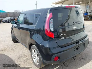 2017 Kia Soul with VIN KNDJN2A20H7443110, listed as a IAAI auction lot 41799843 with 27,452 mi miles. Bid and sale history available at carsss.com. Image 3.