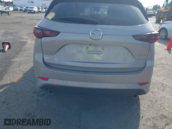 2024 Mazda CX-5 2.5 S Premium Package with VIN JM3KFBDL3R0432240, listed as a IAAI auction lot 41613036 with 1 mi miles. Bid and sale history available at carsss.com. Image 16.