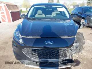 2022 Ford Escape SE with VIN 1FMCU9G68NUC01253, listed as a IAAI auction lot 42093688 with 13,379 mi miles and . Bid and sale history available at DreamBid. Image 12.