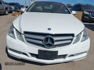 2013 Mercedes-Benz E 350 with VIN WDDKJ5KB1DF220581, listed as a IAAI auction lot 41809947 with 99,775 mi miles and . Bid and sale history available at DreamBid. Image 6.