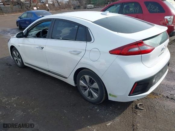 2019 Hyundai Ioniq Plug-In Hybrid Limited with VIN KMHC75LD7KU182405, listed as a IAAI auction lot 41470651 with NaN miles. Bid and sale history available at carsss.com. Image 3.
