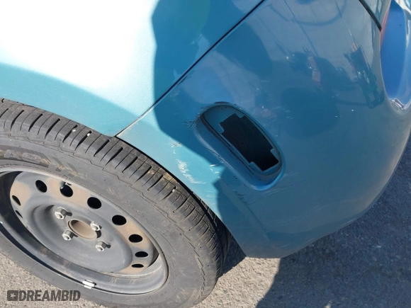 2010 Nissan Cube 1.8 S with VIN JN8AZ2KR0AT164225, listed as a IAAI auction lot 42111650 with 166,739 mi miles. Bid and sale history available at carsss.com. Image 6.