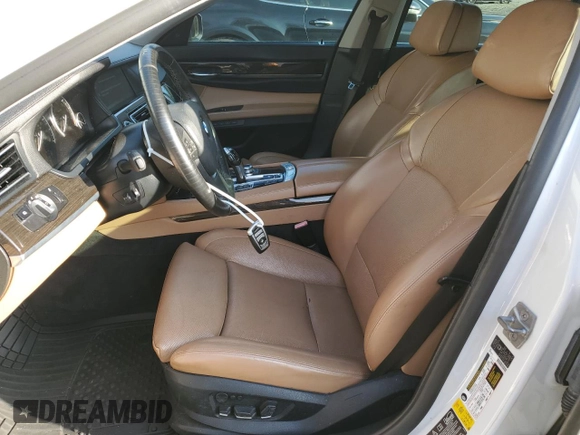 2012 BMW 7 Series 750Li xDrive с VIN WBAKC8C53CC436203, выставлен на аукционе Copart как лот 84755194 с пробегом 93 254 миль миль и Чистый • Clean title. История ставок и продаж доступна на DreamBid. Изображение 7.
