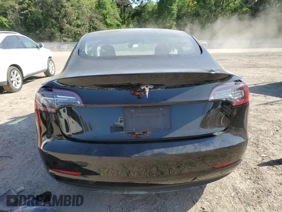 2022 Tesla Model 3 z VIN 5YJ3E1EA8NF147598, wystawiony jako Copart lot #53286125 z przebiegiem Nie podano mil oraz Szkoda całkowita • Salvage title. Historia ofert i sprzedaży dostępna na DreamBid. Obrazek 6.