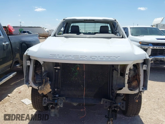 2024 Ford F-250 XL with VIN 1FTBF2BA5REE36108, listed as a IAAI auction lot 42106164 with 20,965 mi miles and . Bid and sale history available at DreamBid. Image 10.