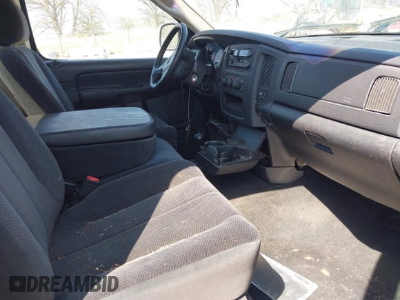 2002 Dodge 1500 ST with VIN 1D7HU16N72J165501, listed as a IAAI auction lot 42061393 with 112,374 mi miles. Bid and sale history available at carsss.com. Image 5.