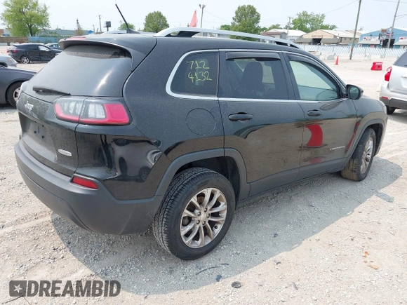 2019 Jeep Cherokee Latitude z VIN 1C4PJLCB2KD114541, wystawiony jako IAAI lot #42399685 z przebiegiem 174 052 mil mil oraz . Historia ofert i sprzedaży dostępna na DreamBid. Obrazek 4.