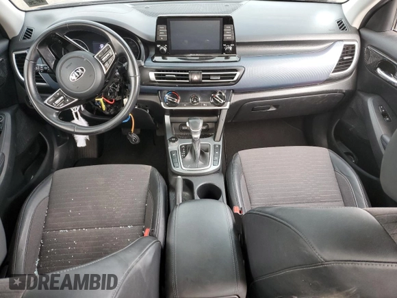 2021 Kia Seltos S z VIN KNDEUCA22M7057082, wystawiony jako Copart lot #46253545 z przebiegiem 67 733 mil mil oraz Szkoda całkowita • Salvage title. Historia ofert i sprzedaży dostępna na DreamBid. Obrazek 8.