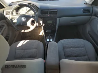 2003 Volkswagen Golf GLS с VIN 9BWGK61J234070931, выставлен на аукционе Copart как лот 72625484 с пробегом 130 431 миль миль и Списание • Salvage title. История ставок и продаж доступна на DreamBid. Изображение 8.